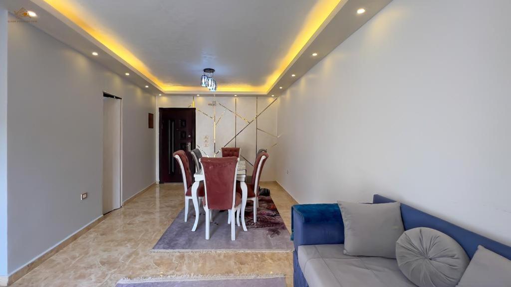 Pyramids View, Apartment