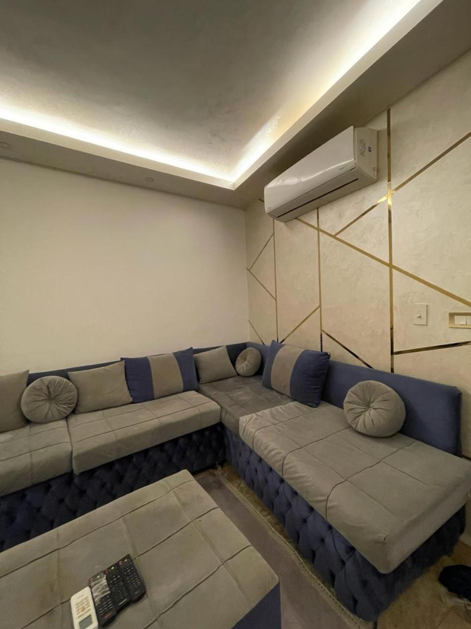 Apartment Pyramids View,